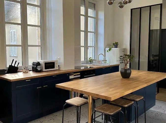 Bright Apt 70M2 In Bayeux Historic Center W Pkg