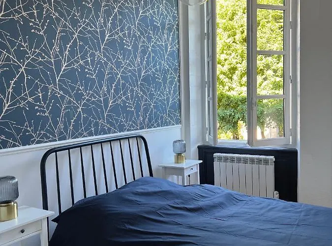 Bright Apt 70M2 In Bayeux Historic Center W Pkg